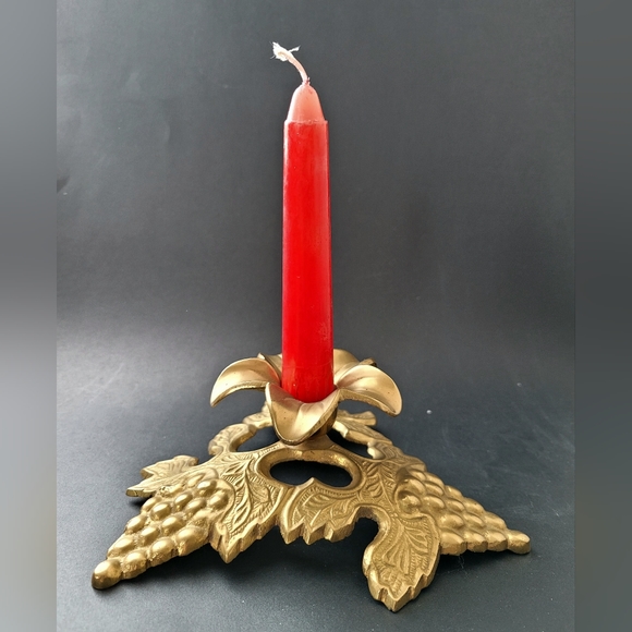 Set of 2 Vintage Brass Grape Vine Candle holders, Brass Candlestick Holders - Picture 5 of 7